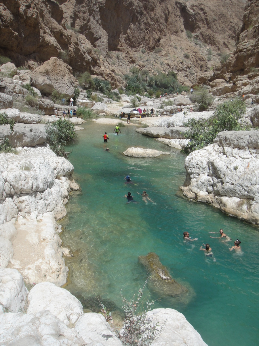 wadi shab day trip