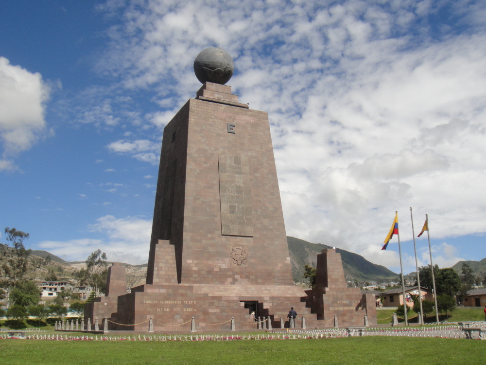 Monument to the Equator